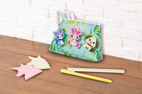 Encontraproduto.com.br - Aquabeads Pouch Animais Fofos Com Bolsinha e Acessorios EPOCH MAGIA