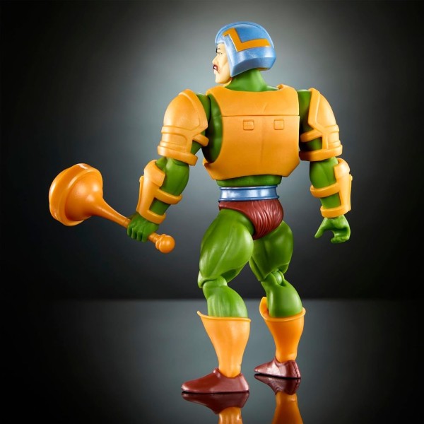 Encontraproduto.com.br - Boneco - Man at Arms Mentor - Mastes Of The Universe MATTEL