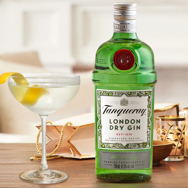 Encontraproduto.com.br - COMBO  GIN TANQUERAY LONDON DRY 750ML  + BALDE INFLÁVEL 4l