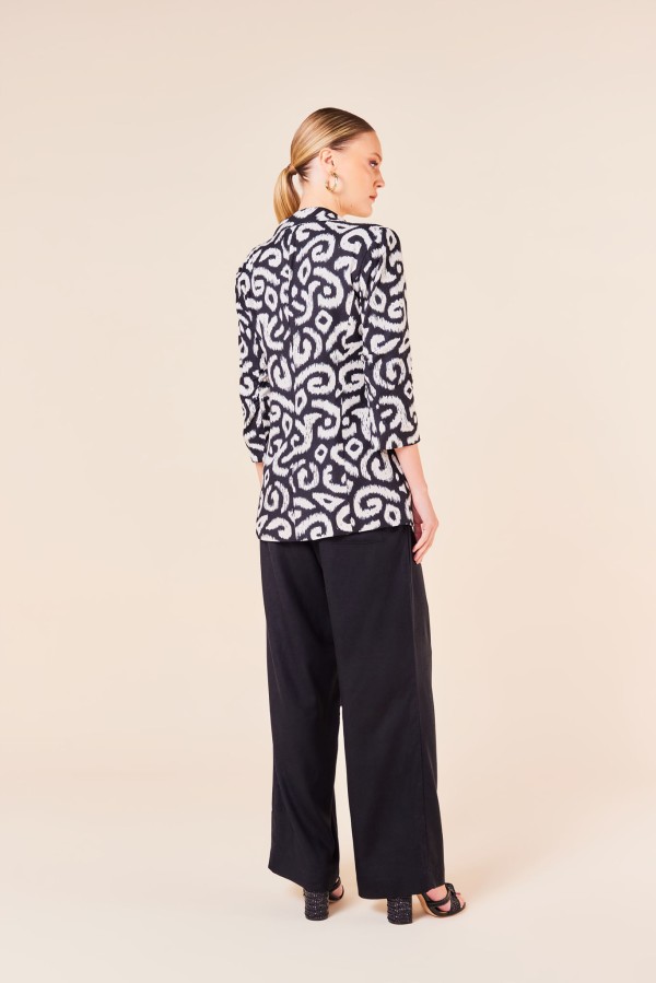 Encontraproduto.com.br - BLAZER ALONGADO LINHO ESTAMPADO -EST ONCA IKAT