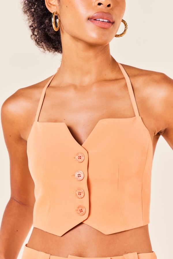 Encontraproduto.com.br - CROPPED TIPO COLETE COM 3 BOTOES -TOPAZIO