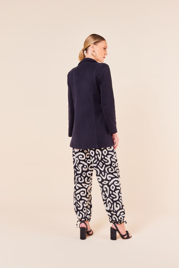 Encontraproduto.com.br - Blazer de Moletom com Manga Longa-PRETO