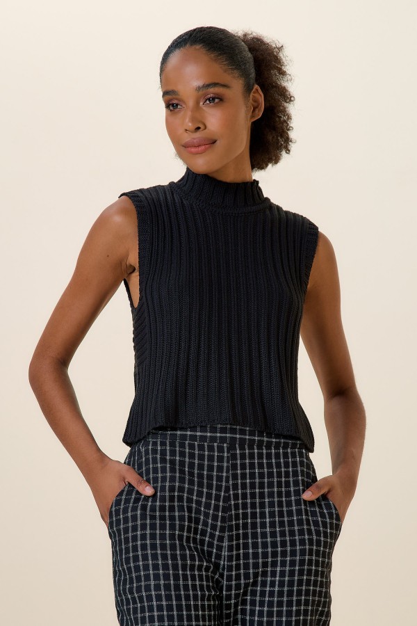 BLUSA BASICA TRICOT PRETO