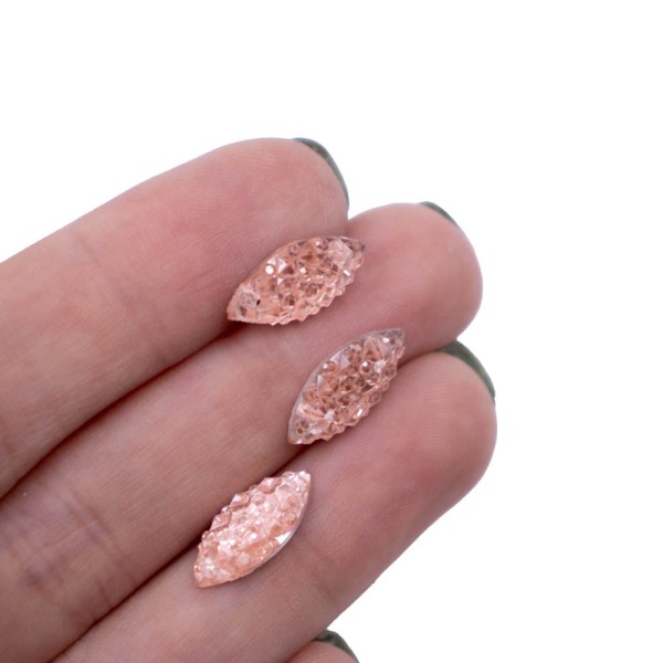 Encontraproduto.com.br - Chaton Cascalho Navete 07X15mm Para Costura Com 500 Peças