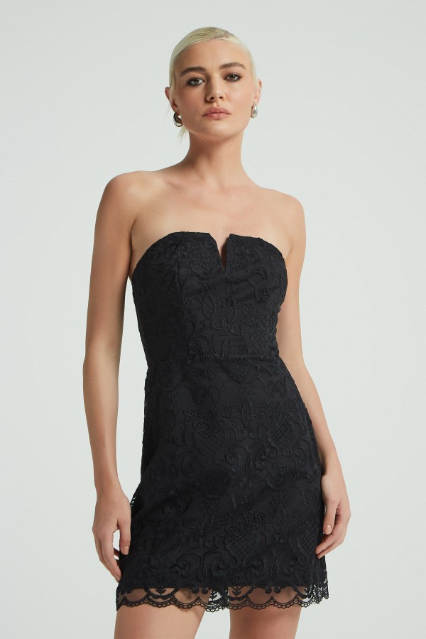 Encontraproduto.com.br - VESTIDO CURTO GUIPIR TOMARA QUE CAIA-PRETO