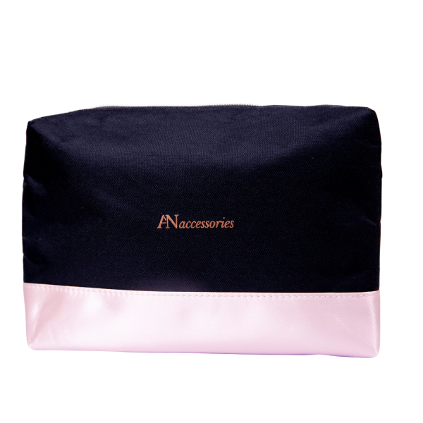 Encontraproduto.com.br - Necessaire ANaccessories Preta com detalhe rosa