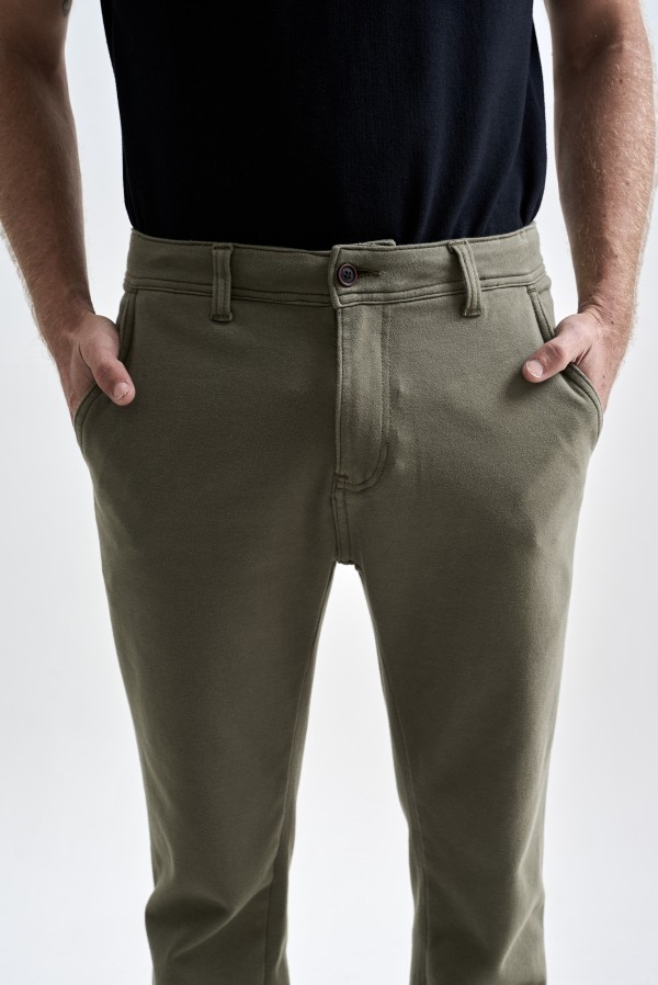 Encontraproduto.com.br - Calça Chino Malha Ultrasoft Verde