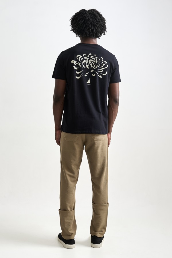 Encontraproduto.com.br - Camiseta Blooming Preto