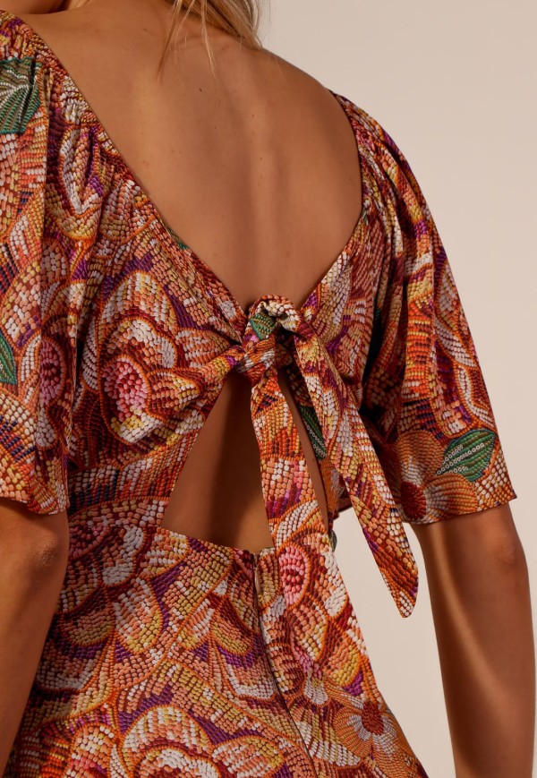Encontraproduto.com.br - Vestido Midi Amarração Costas Caramelo