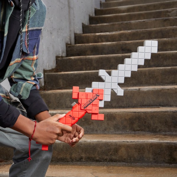 Encontraproduto.com.br - Lança Dardos Nerf Minecraft Heartstealer - Nerf - 4 Dardos - Hasbro
