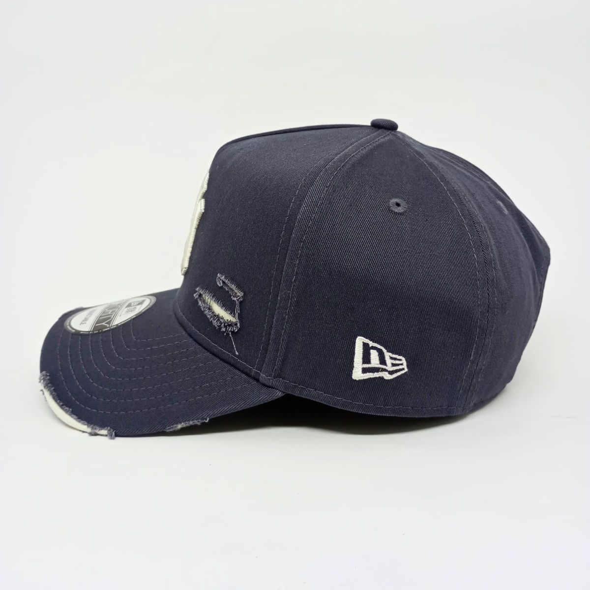 Encontraproduto.com.br - Boné New Era 940 A-Frame New York Yankees Destroyed Chumbo