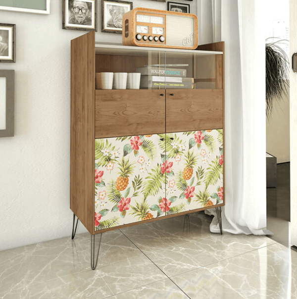 Cristaleira Style 4 Portas Com Pés De Ferro -