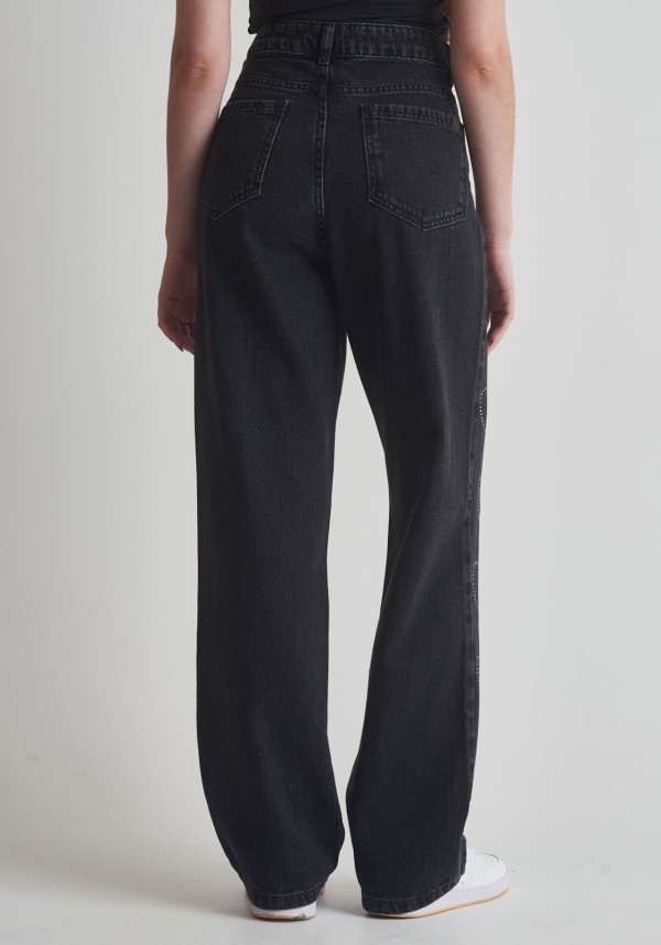 Encontraproduto.com.br - Calça jeans coração com brilho