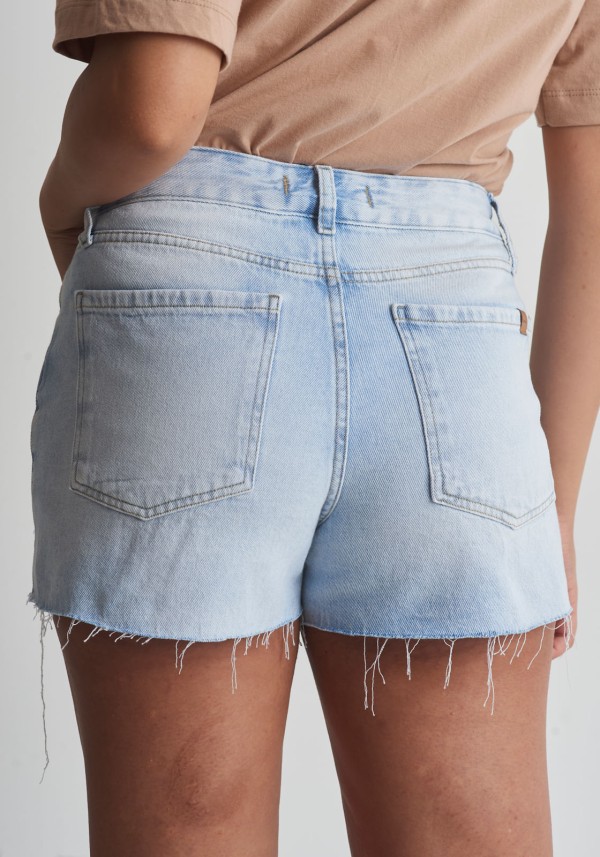 Encontraproduto.com.br - Short jeans barra rasgada