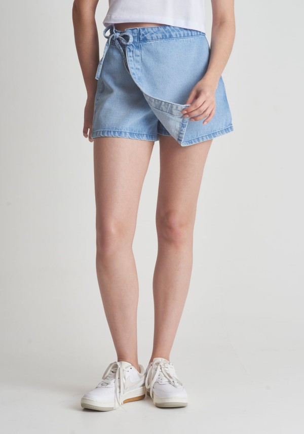 Encontraproduto.com.br - Short saia jeans com transpasse e amarração