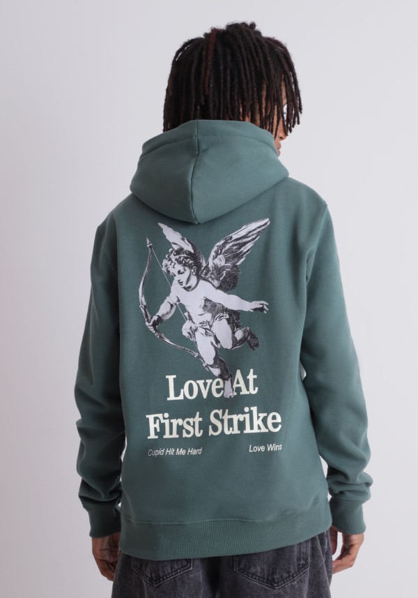 Encontraproduto.com.br - Moletom com capuz love at first strike