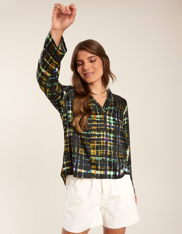 Encontraproduto.com.br - Blusa Acetinada Estampada Gaudi - Preto