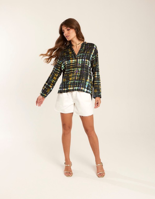 Encontraproduto.com.br - Blusa Acetinada Estampada Gaudi - Preto