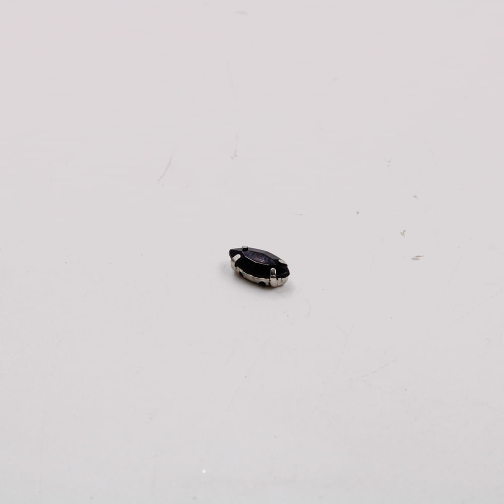 Encontraproduto.com.br - CHATON ENGRAMPADO NAVETE 6X12MM EM ACRILICO COM 1000 PEÇAS