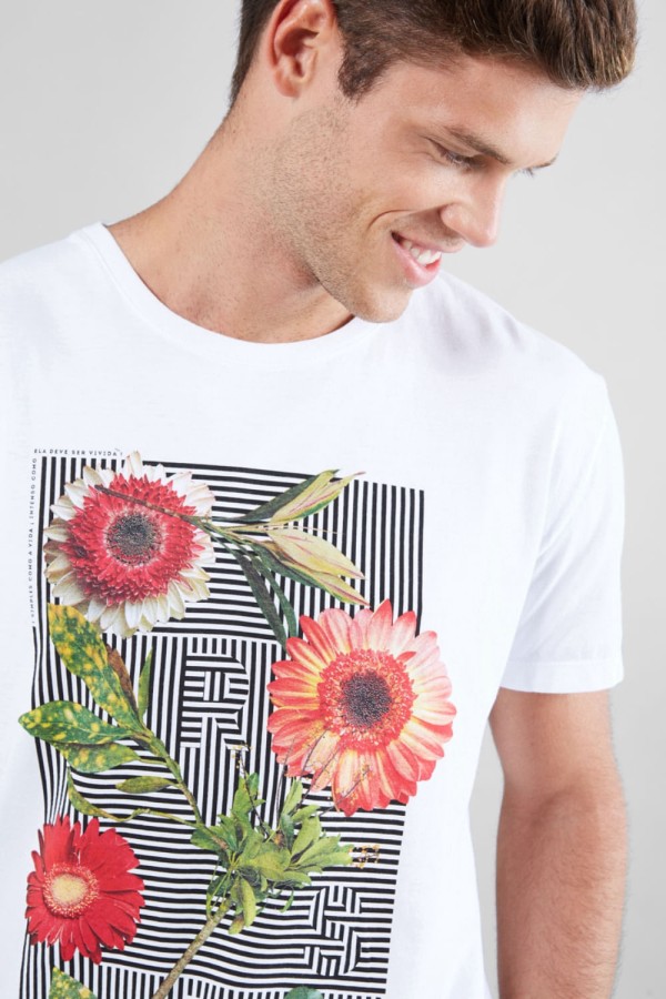Encontraproduto.com.br - CAMISETA RESERVA FLORAL LISTRADO