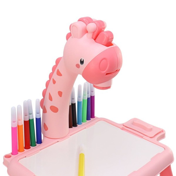 Encontraproduto.com.br - Lousa Mágica Girafa Rosa Use Canetinhas e Livro para Desenhar em uma Mesinha com Projetor Didático e Apagador