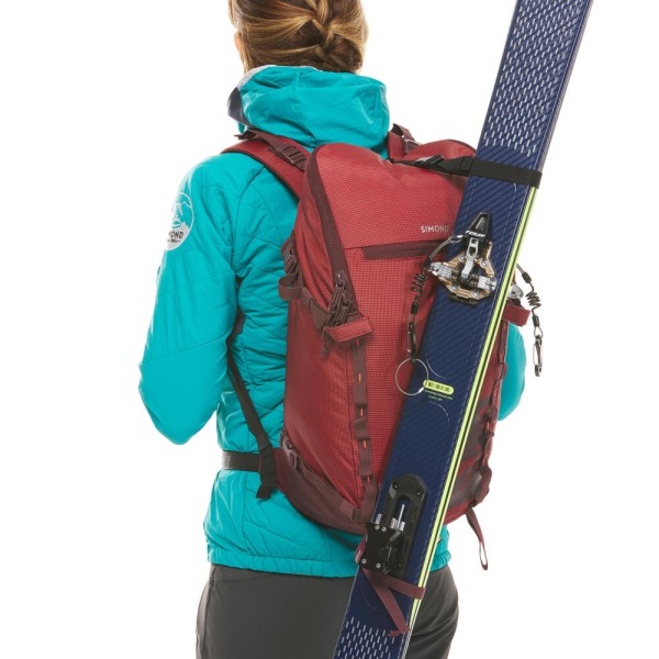 Encontraproduto.com.br - Mochila de Escalada Alpinism - 22 Litros Simond