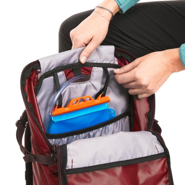 Encontraproduto.com.br - Mochila de Escalada Alpinism - 22 Litros Simond