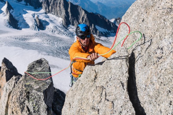 Encontraproduto.com.br - Capacete de Escalada e Alpinismo Sprint Simond