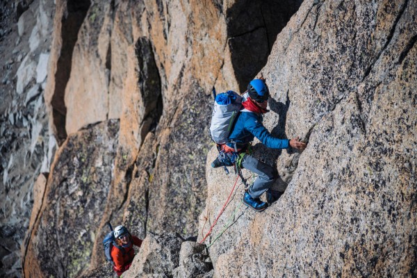 Encontraproduto.com.br - Capacete de Escalada e Alpinismo Sprint Simond