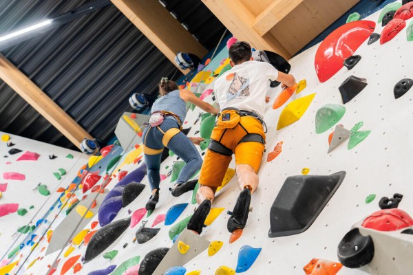 Encontraproduto.com.br - Cadeirinha de Escalada e Alpinismo Klimb