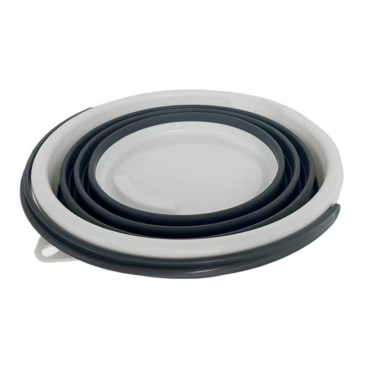 Tenha praticidade nas atividades domésticas com o balde retrátil da nossa marca Carrefour Home com capacidade para 10 Litros disponÃ­vel na cor cinza.