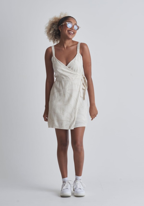 Encontraproduto.com.br - Vestido de tecido com linho curto regata floral