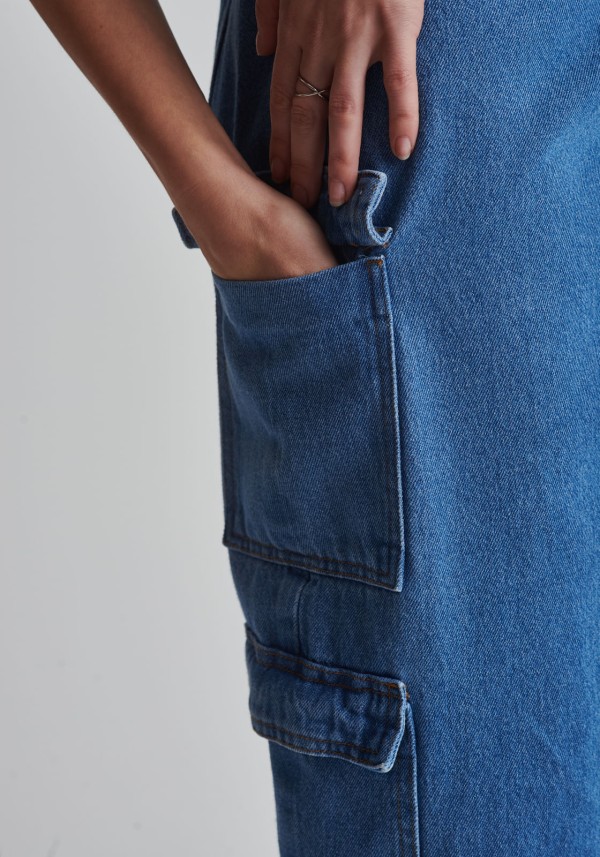 Encontraproduto.com.br - Saia jeans Midi cintura alta bolsos cargo