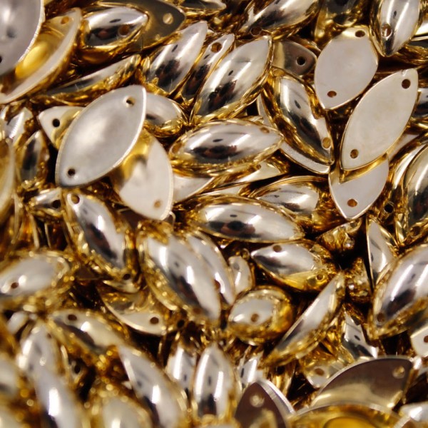 Encontraproduto.com.br - CHATON PARA COSTURA NAVETE LISO 7X15MM EM ABS COM 500GR
