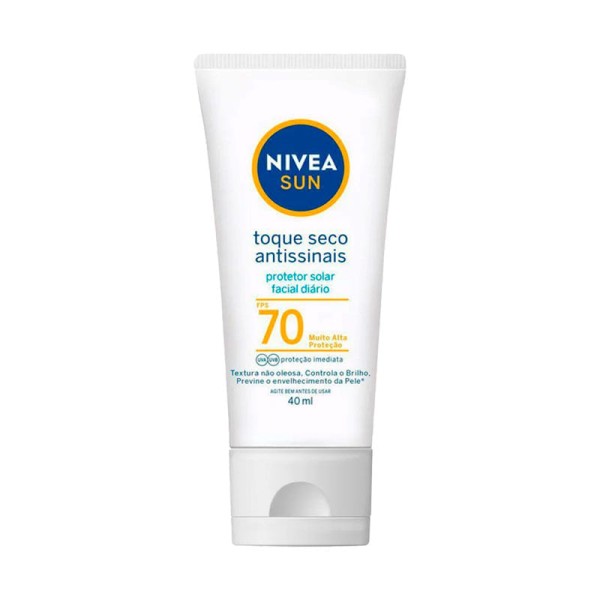 Encontraproduto.com.br - Kit Protetor Solar Corporal Nivea Sun Protect & Hidrata FPS50 200ml + Protetor Solar Facial Nívea Sun Antissinais FPS70 40ml