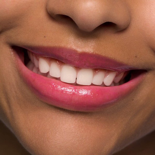 Encontraproduto.com.br - Balm Labial Essence Juicy Bomb Glossy Butter 03 Time To Pitaya 2,5 g