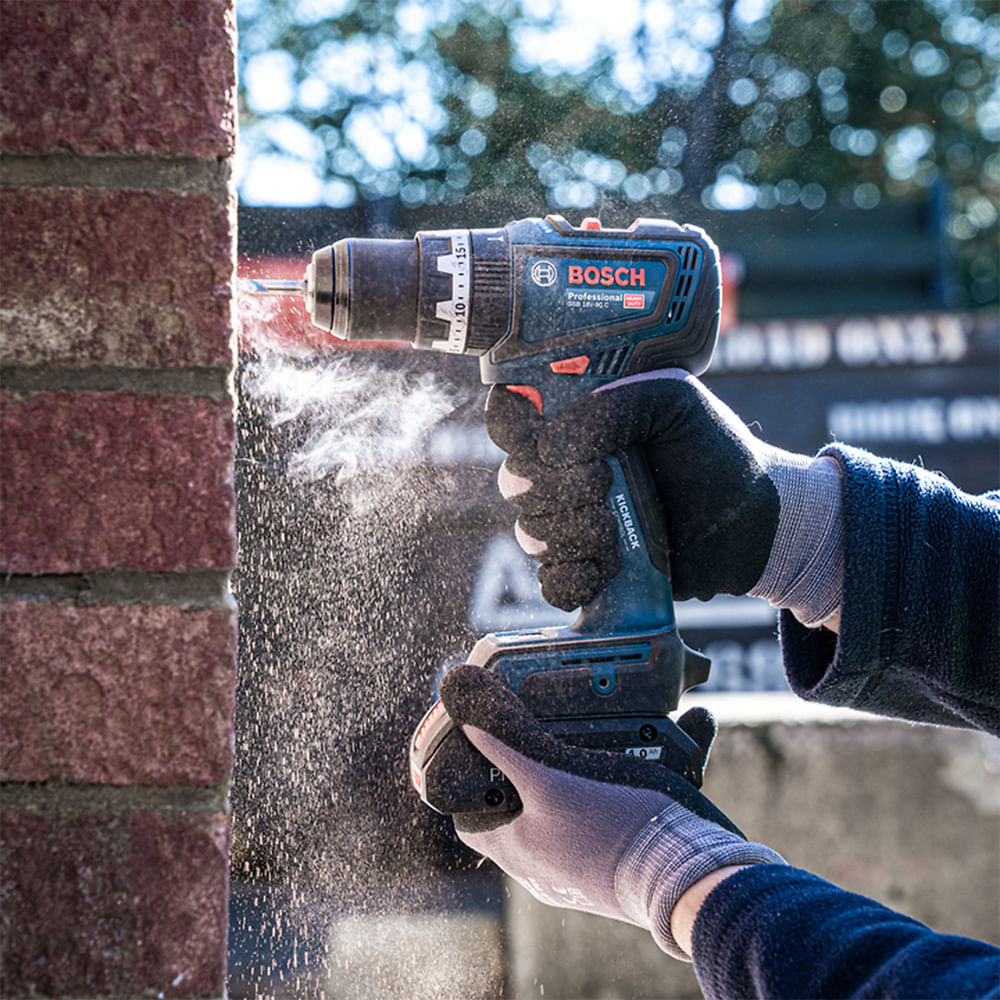 Encontraproduto.com.br - Furadeira e parafusadeira Bosch GSB 18V-90C, BRUSHLESS, 18V