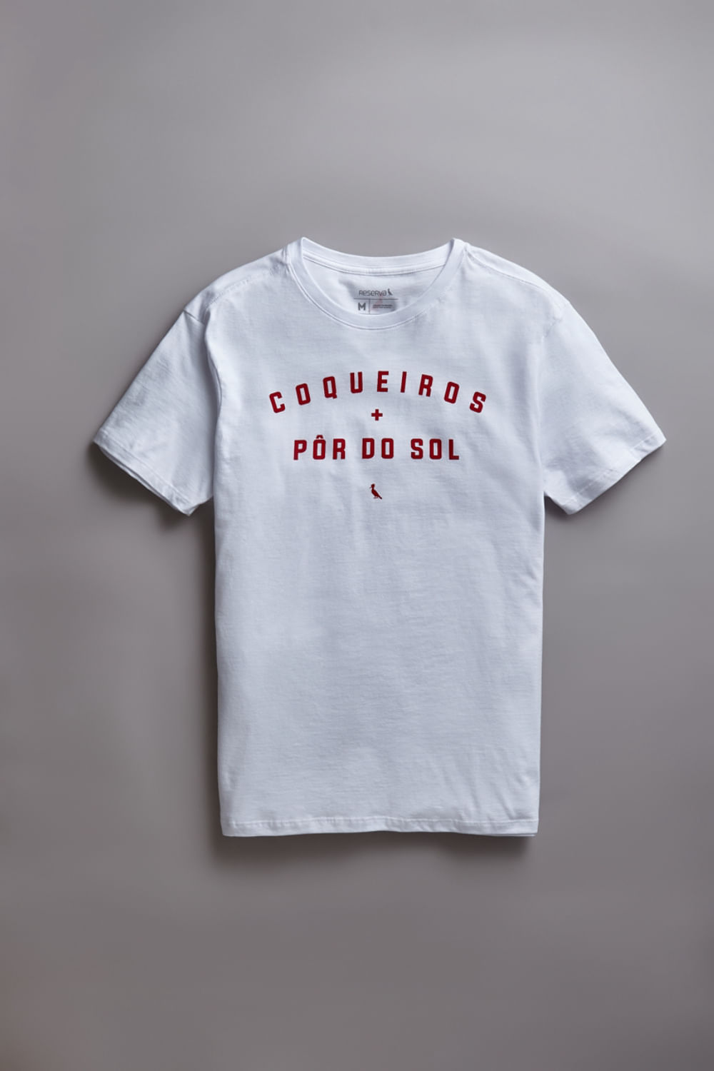 CAMISETA ESTAMPADA COQUEIROS PÔR DO SOL RESERVA