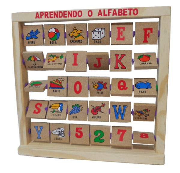 Aprendendo o Alfabeto Dicá