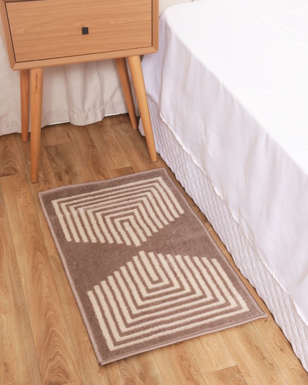 Encontraproduto.com.br - Tapete Funcional 50x80 Renaissance Taupe Com Recortes Marrom