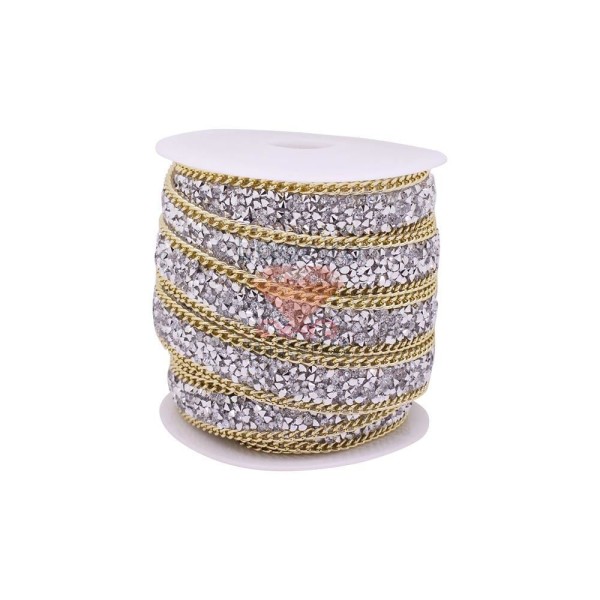 Encontraproduto.com.br - ROLO DE CORRENTE COM STRASS 8.80 METROS