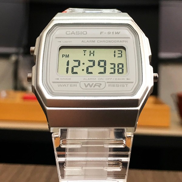 Encontraproduto.com.br - Relógio Casio Standard Digital Unissex F-91WS-7DF Transparente
