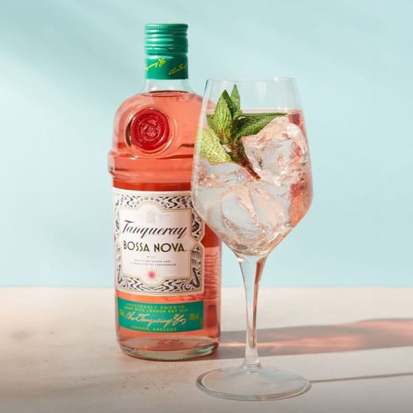 Encontraproduto.com.br - Gin Tanqueray Bossa Nova 700ml