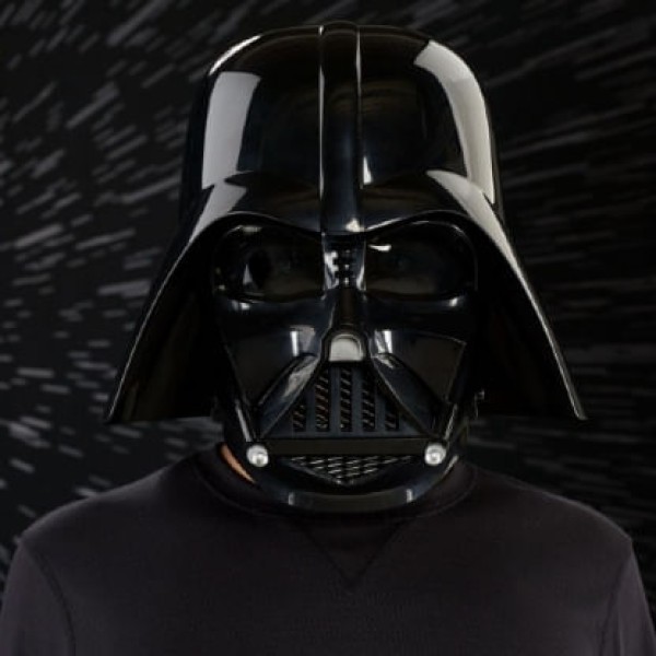 Encontraproduto.com.br - Capacete Eletrônico Darth Vader - Star Wars Black Series