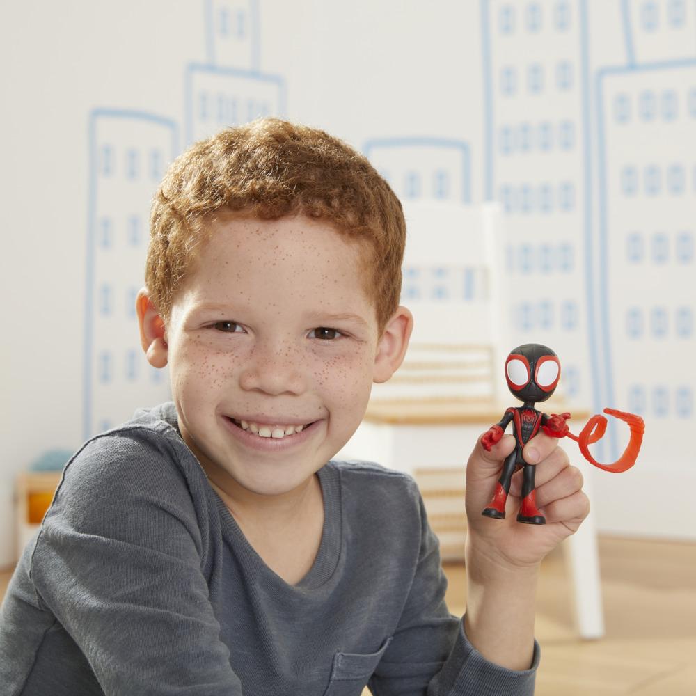 Encontraproduto.com.br - Mini Figura Miles Morales Spider Amazing Friends - 10 cm - Hasbro