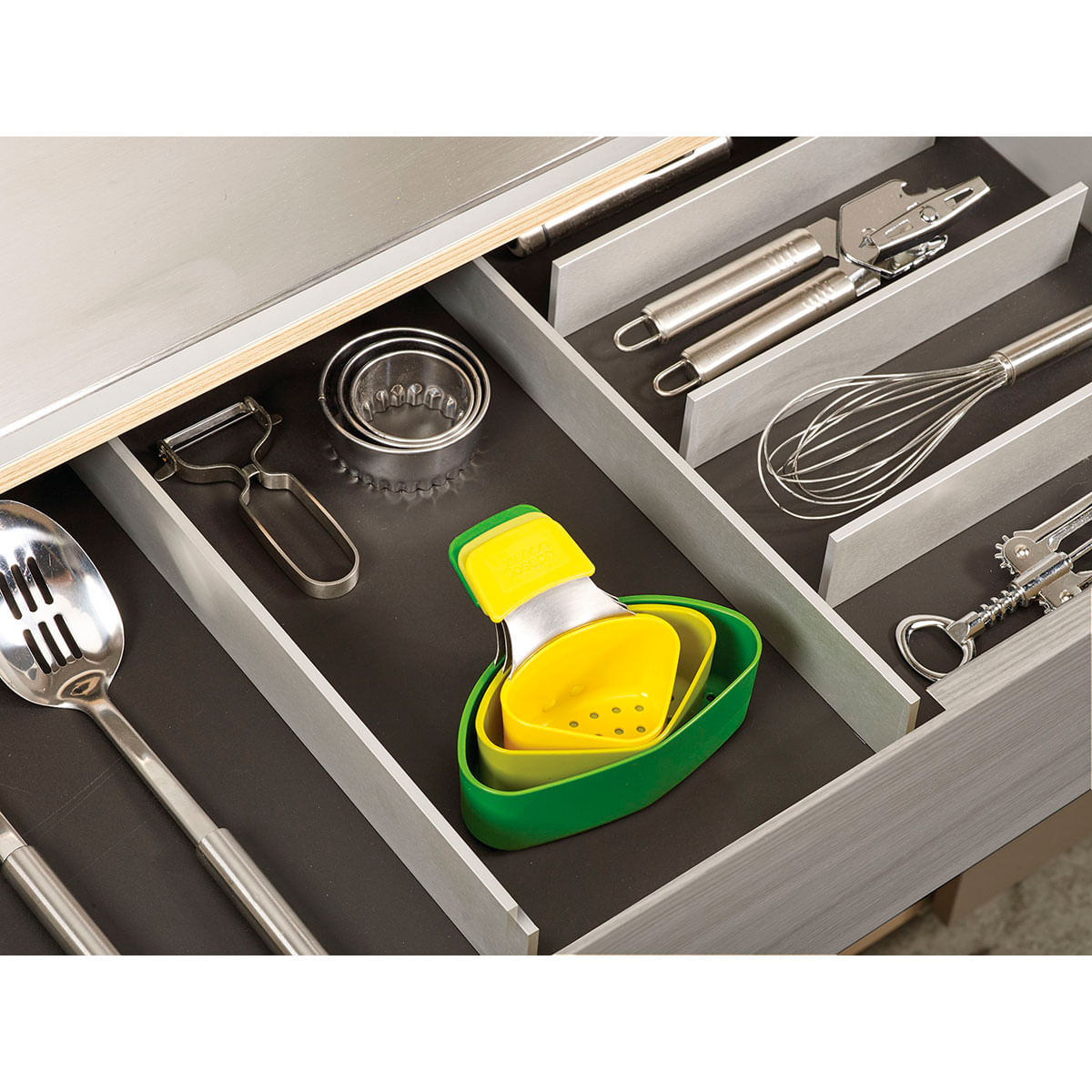Encontraproduto.com.br - Conjunto 3 Recipientes para Cozimento à Vapor Nest Steam Joseph & Joseph