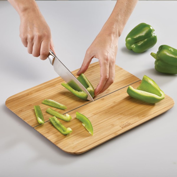 Encontraproduto.com.br - Tábua de Corte Dobrável Grande em Bambu Chop2Pot Joseph & Joseph