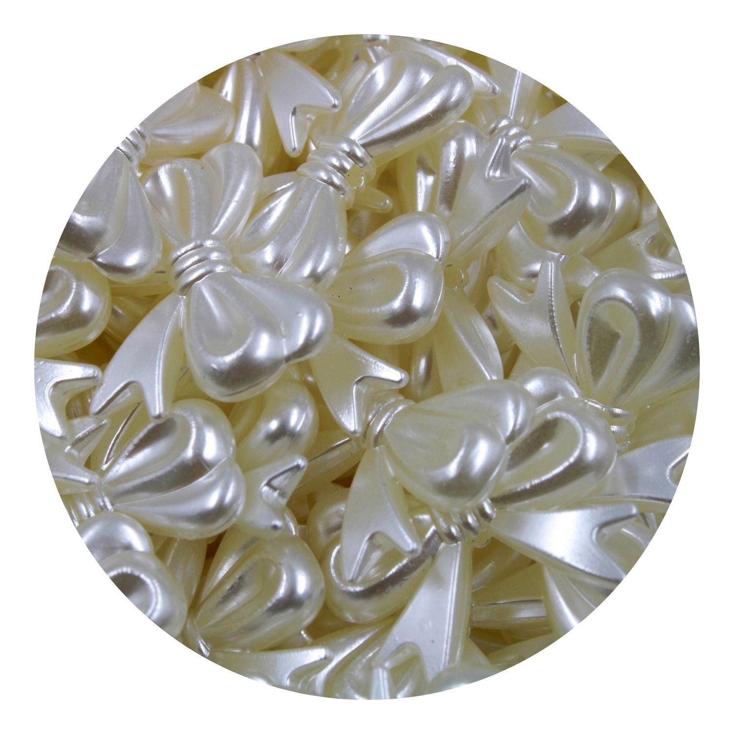 Encontraproduto.com.br - LAÇO DE PEROLA 23X29MM EM ABS COM 250GR