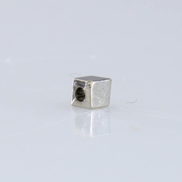 Encontraproduto.com.br - BOLA COM 2 ALÇAS 17MM EM ABS COM 500GR
