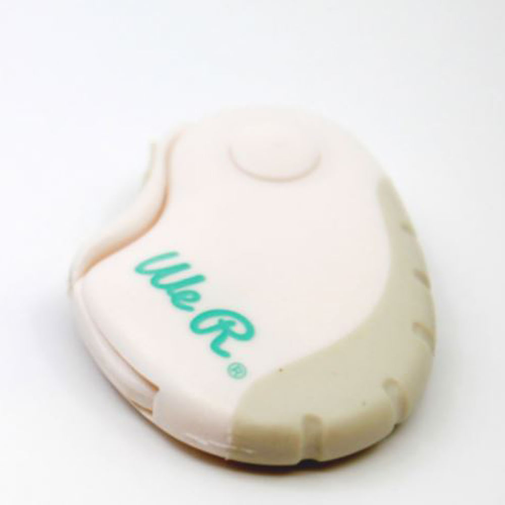 Encontraproduto.com.br - Mini Cortador Circular com Suporte We R Memory Keepers Rotary Cutter 1 Peça